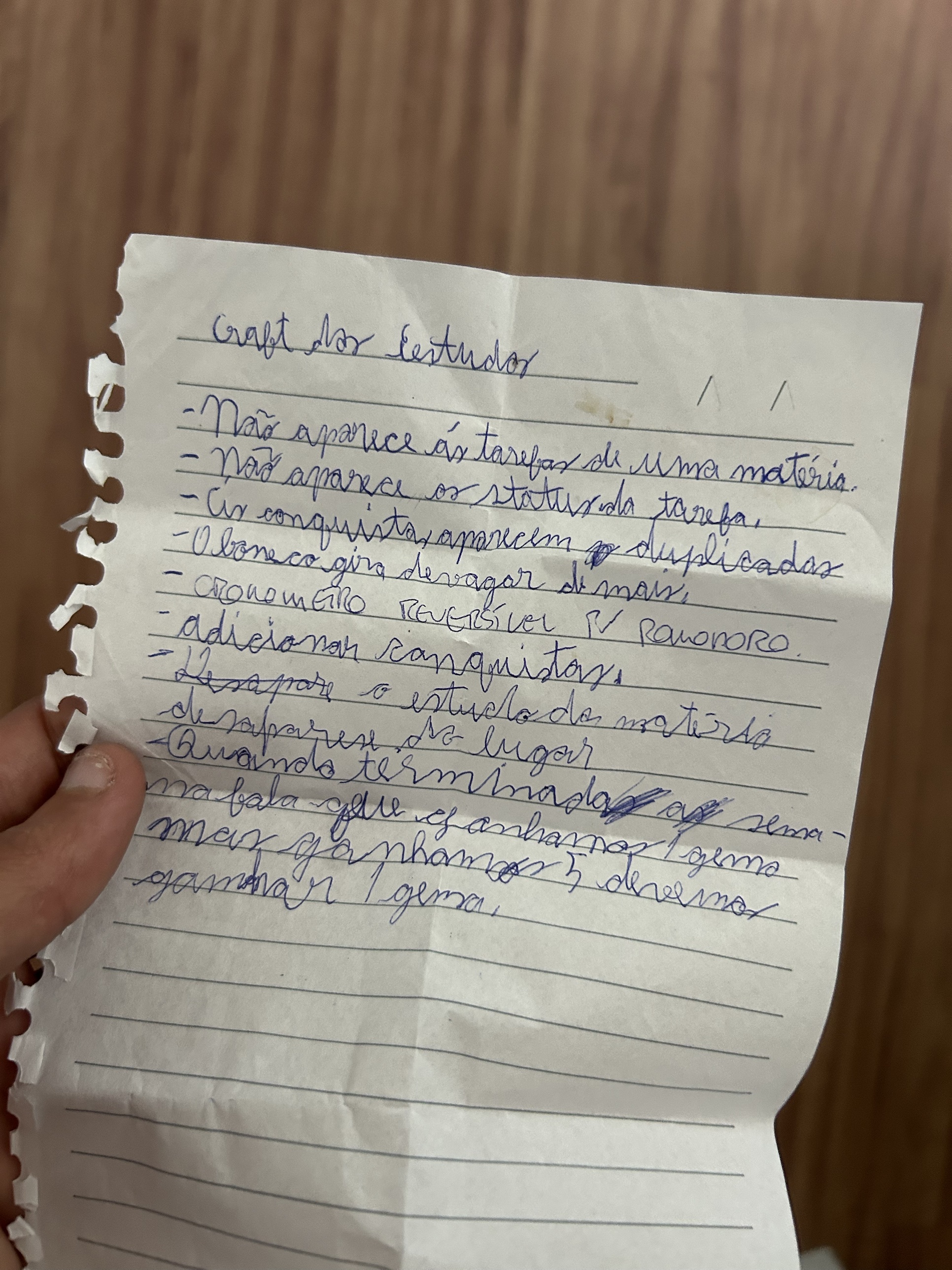 Papel com anotações feitas à mão pelo Pietro, com funções e ajustes que ele pediu para o Craft dos Estudos